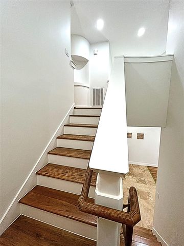 5127 Oasis Park, Houston, TX 77021