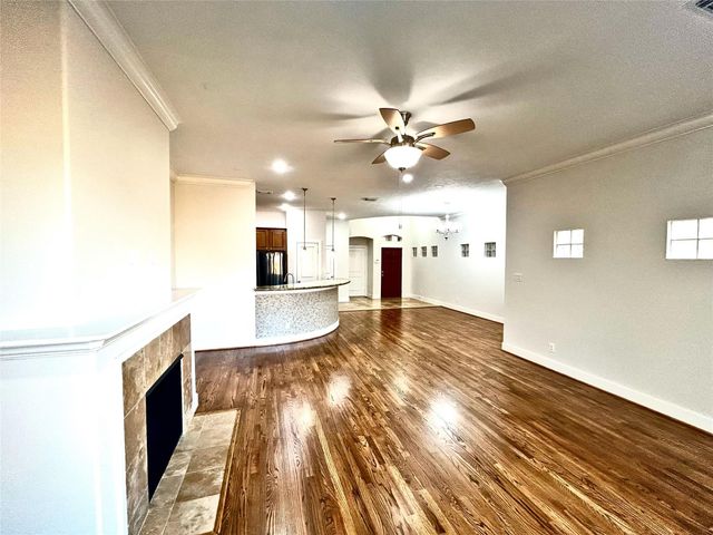 5127 Oasis Park, Houston, TX 77021