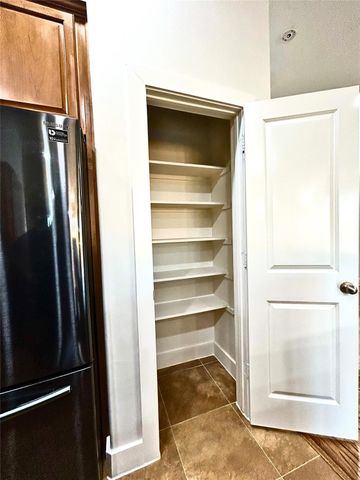 5127 Oasis Park, Houston, TX 77021