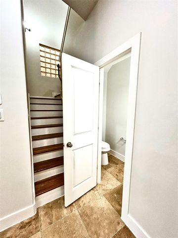 5127 Oasis Park, Houston, TX 77021