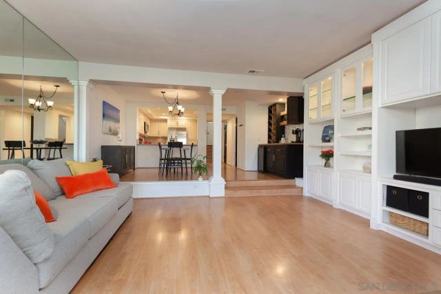 1230 Wren Gln, Escondido, CA 92026