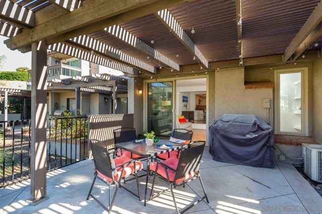 1230 Wren Gln, Escondido, CA 92026