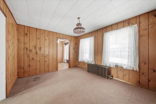 1060 Phillips St, Baden, PA 15005