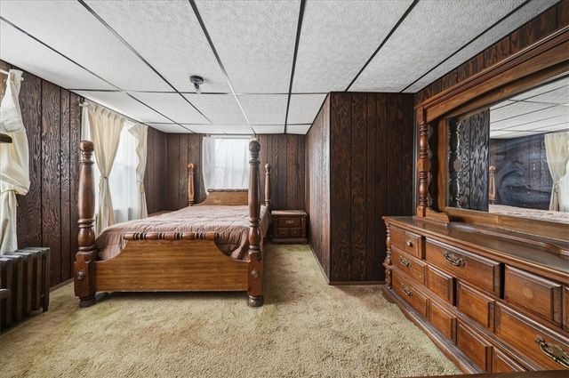 1060 Phillips St, Baden, PA 15005