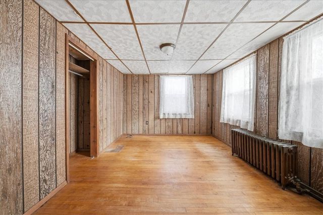 1060 Phillips St, Baden, PA 15005