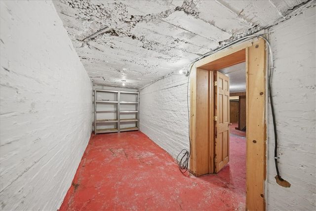 1060 Phillips St, Baden, PA 15005