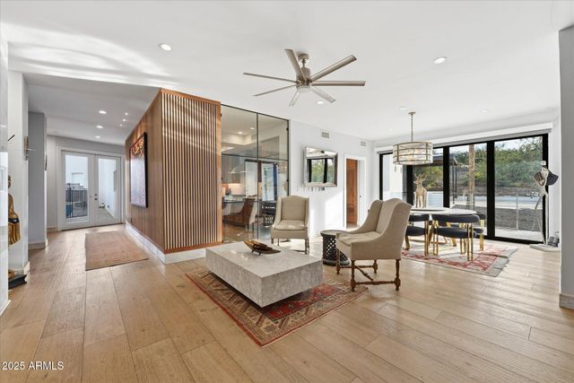 3112 E PALO VERDE Drive, Phoenix, AZ 85016