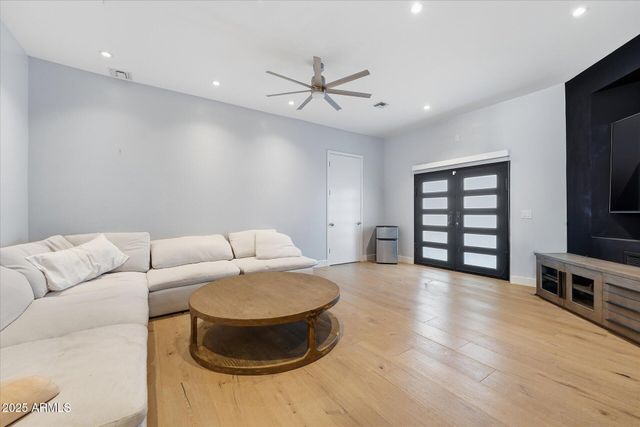 3112 E PALO VERDE Drive, Phoenix, AZ 85016