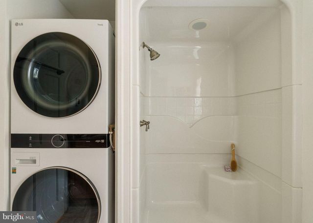 3010 FOXX LN, Philadelphia, PA 19144