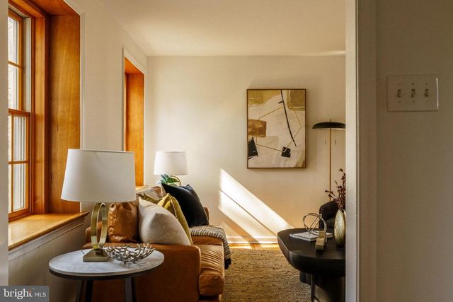 3010 FOXX LN, Philadelphia, PA 19144