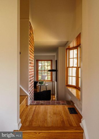 3010 FOXX LN, Philadelphia, PA 19144