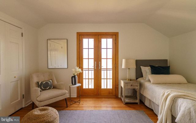 3010 FOXX LN, Philadelphia, PA 19144