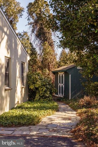 3010 FOXX LN, Philadelphia, PA 19144