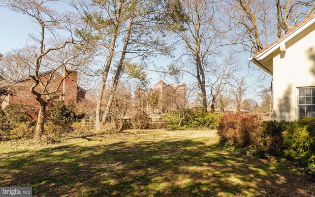 3010 FOXX LN, Philadelphia, PA 19144