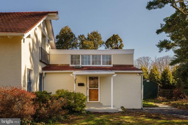 3010 FOXX LN, Philadelphia, PA 19144