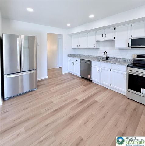 4943 Washington Street, Washington Twp, PA 18078