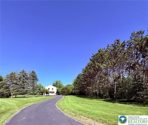 4943 Washington Street, Washington Twp, PA 18078