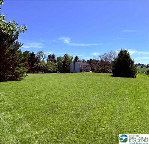 4943 Washington Street, Washington Twp, PA 18078