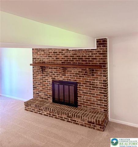 4943 Washington Street, Washington Twp, PA 18078