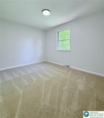 4943 Washington Street, Washington Twp, PA 18078