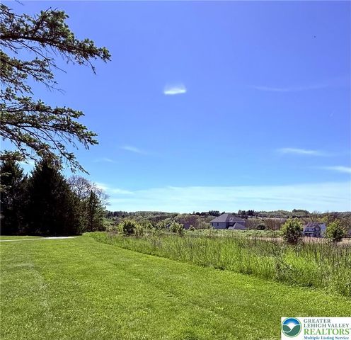 4943 Washington Street, Washington Twp, PA 18078