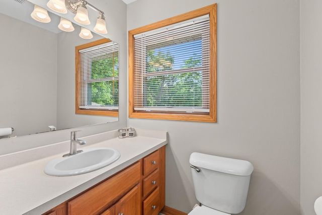 126 N Lapham Peak ROAD, Delafield, WI 53018