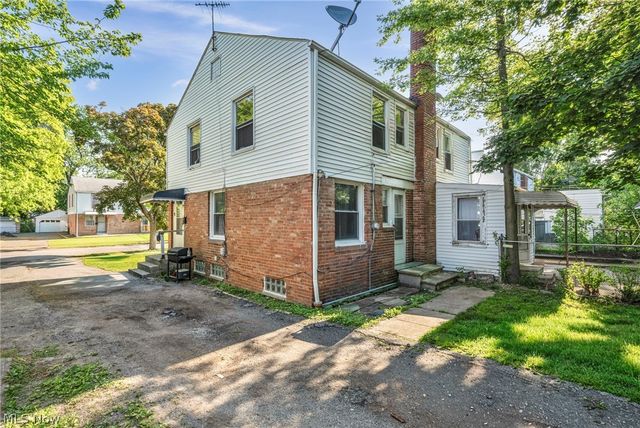 14227 Rainbow Avenue, Cleveland, OH 44111