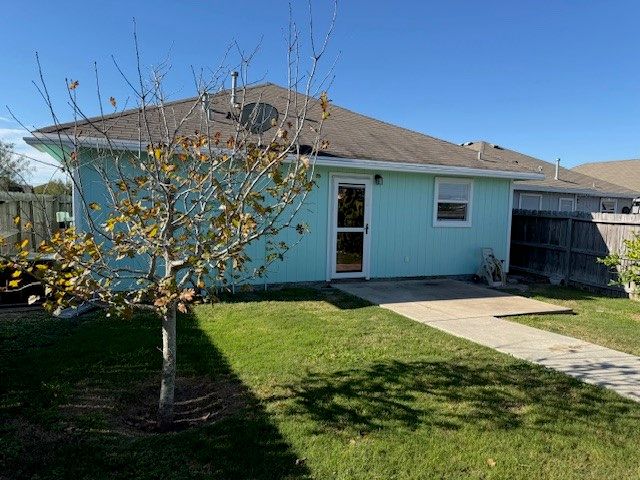 7315 Russ Ln, Corpus Christi, TX 78414