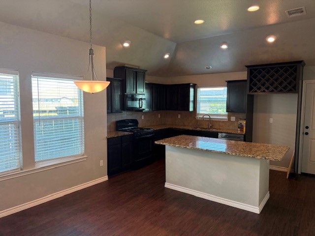 7315 Russ Ln, Corpus Christi, TX 78414