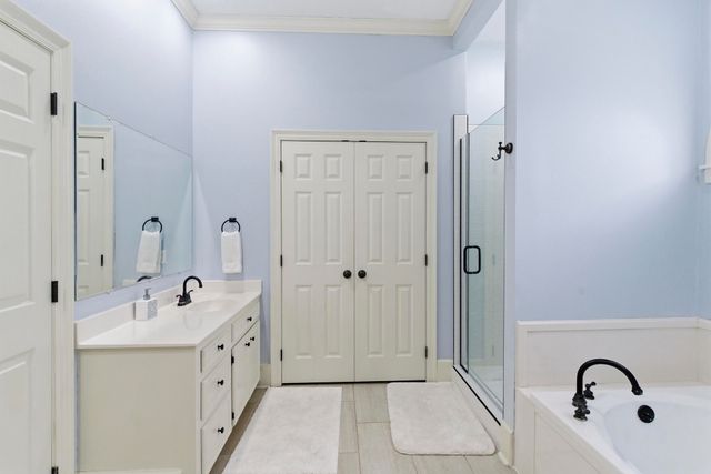 78 Summertree Pl, Hattiesburg, MS 39402