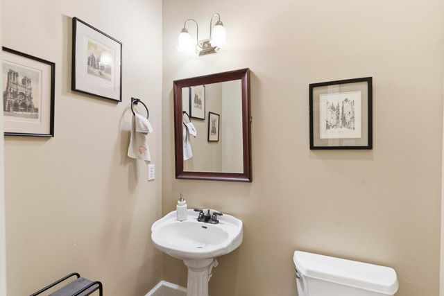 78 Summertree Pl, Hattiesburg, MS 39402