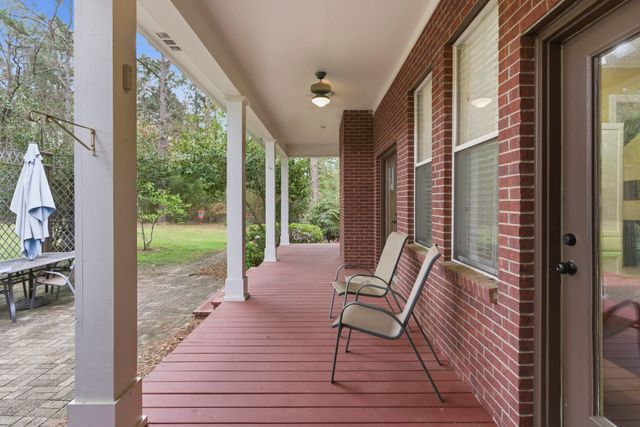 78 Summertree Pl, Hattiesburg, MS 39402
