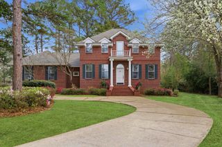 78 Summertree Pl, Hattiesburg, MS 39402