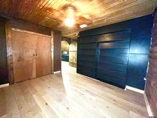 165 Sunny Glen, Holly Lake Ranch, TX 75765
