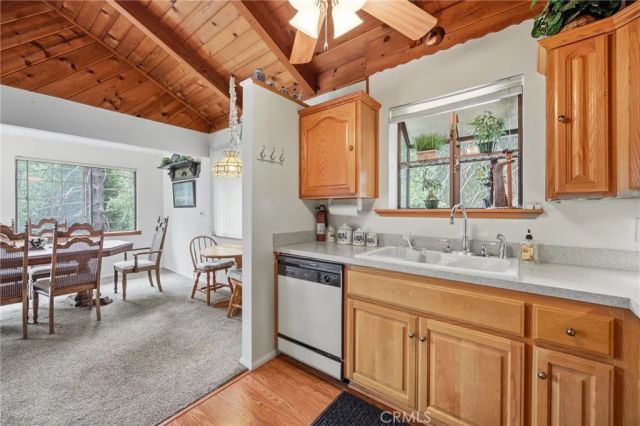 779 Virginia Court, Lake Arrowhead, CA 92352