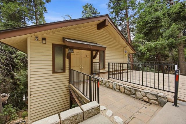 779 Virginia Court, Lake Arrowhead, CA 92352
