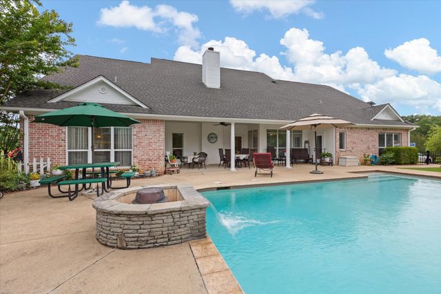 250 Timberlake Ranch Road, Hallsville, TX 75650