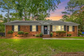 2610 Mirror Lake Drive, Fayetteville, NC 28303