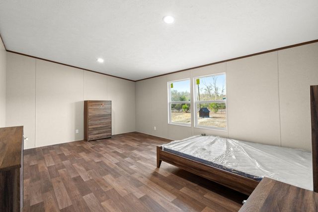 185 Thomas Road, Dorchester, SC 29437