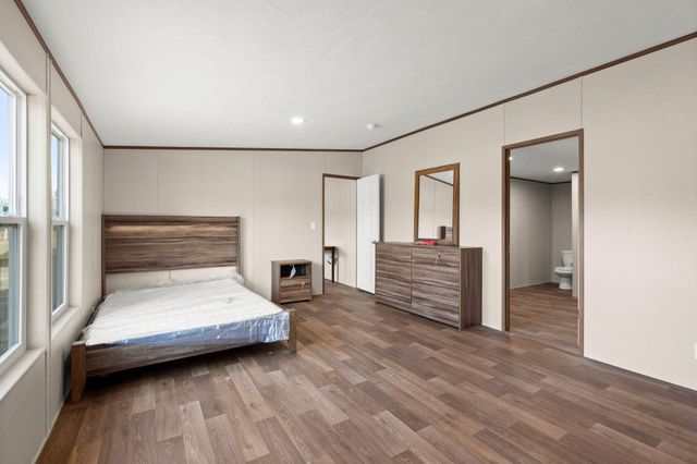 185 Thomas Road, Dorchester, SC 29437