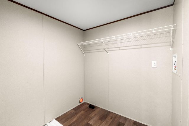 185 Thomas Road, Dorchester, SC 29437