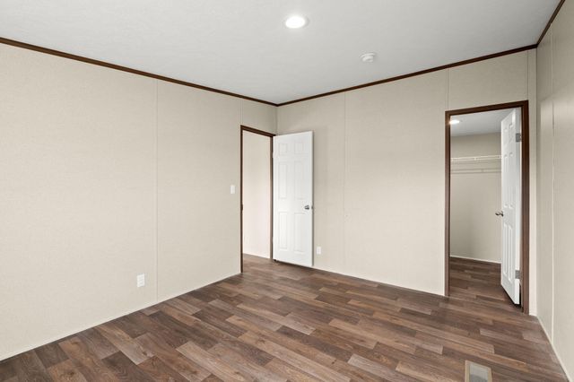 185 Thomas Road, Dorchester, SC 29437