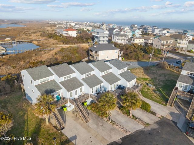 9 Bermuda Landing Place, N Topsail Beach, NC 28460