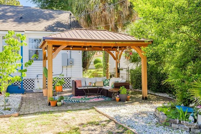1610 E 50th Street, Savannah, GA 31404