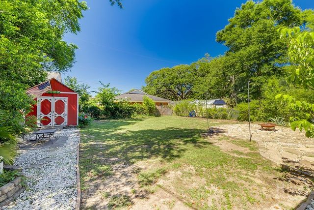 1610 E 50th Street, Savannah, GA 31404