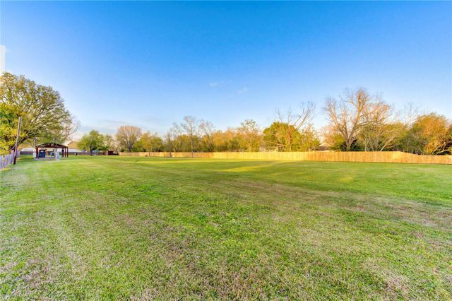 3415 Herbert Drive, Pearland, TX 77584