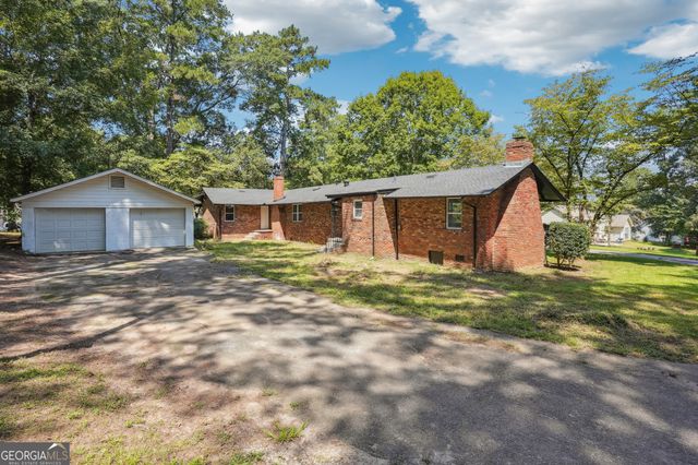 116 Lakepointe Court, Stockbridge, GA 30281