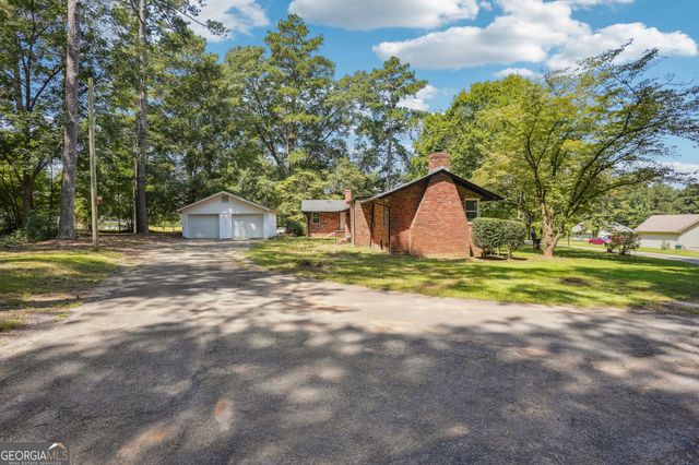 116 Lakepointe Court, Stockbridge, GA 30281