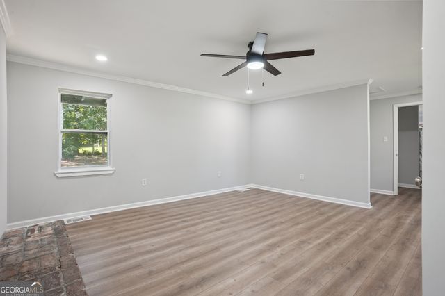 116 Lakepointe Court, Stockbridge, GA 30281