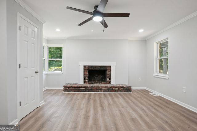 116 Lakepointe Court, Stockbridge, GA 30281